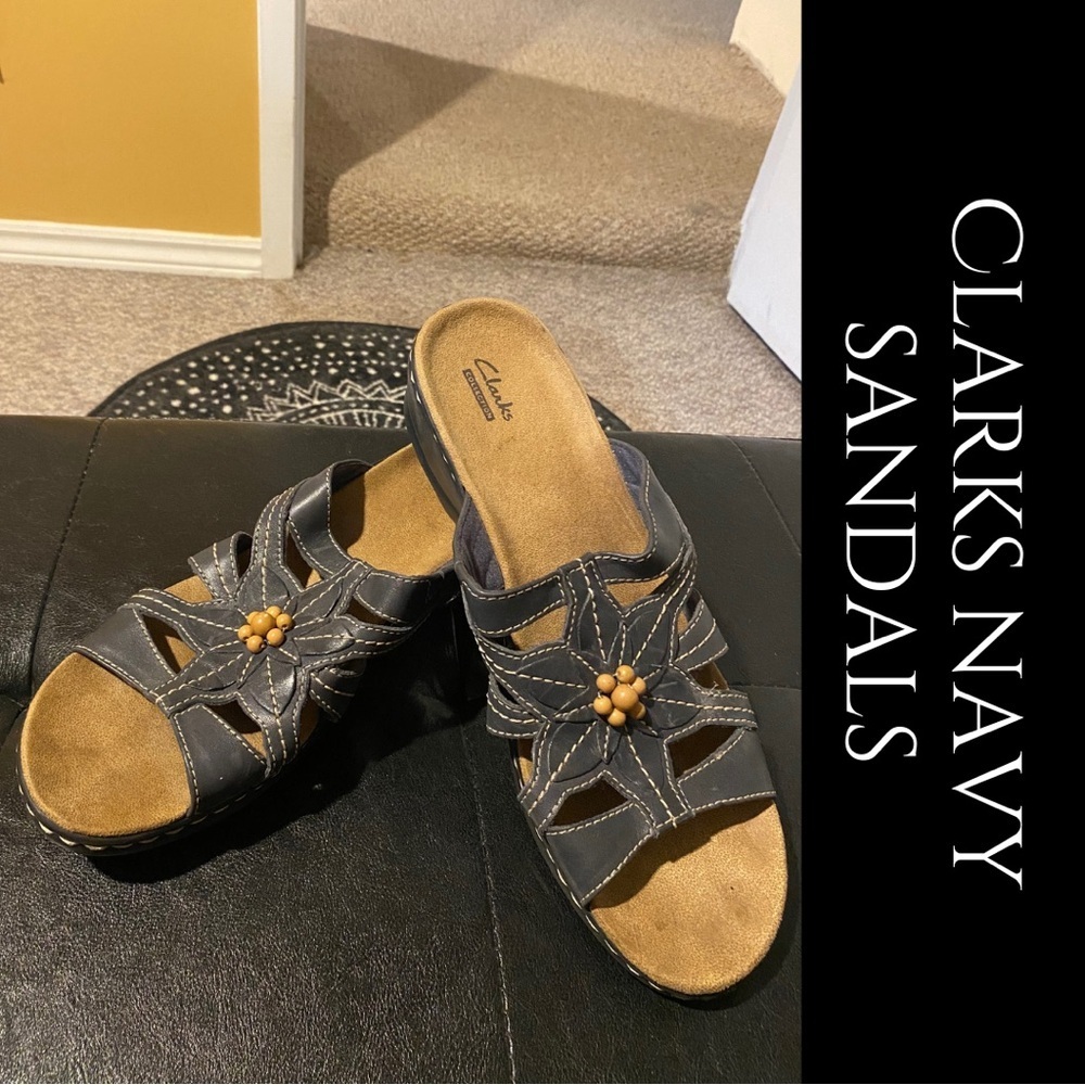 2for$15🌸-Clarks Navy Blue Beaded Sandals